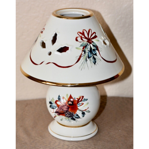 Lenox WINTER GREETINGS Christmas 10" Candle Lamp and Shade Cardinal Tea Light - Picture 1 of 12